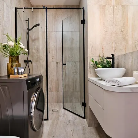 Jasmine Grand 7 By Housine *