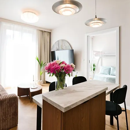 Jasmine Grand 7 By Housine ザトル